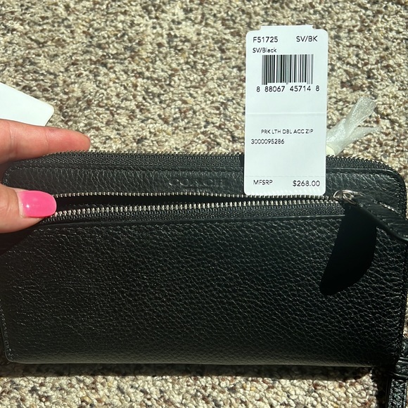 NWT COACH black leather wallet/ wristlet - Picture 7 of 10